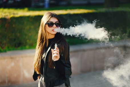 vapeur e-cigarette